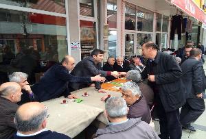 ESNAF ZİYARETİNİN ARDINDAN AĞVA MAHALLE TEŞKİLATI VE VATANDAŞLARIMIZ İLE SOHBET